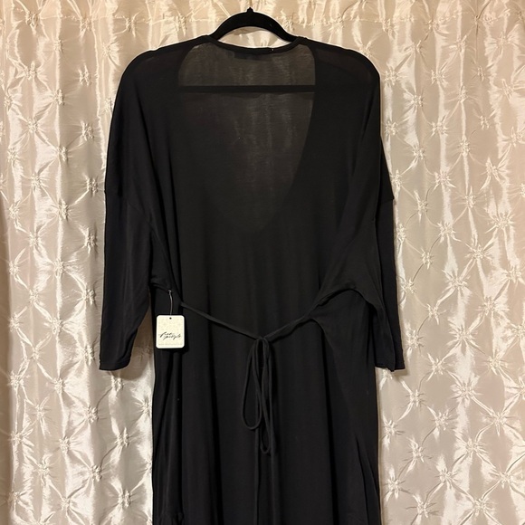 Free People Tiered Long Sleeve Oversized Deep Scoop Sunseeker Maxi T Dress Black - Picture 7 of 16